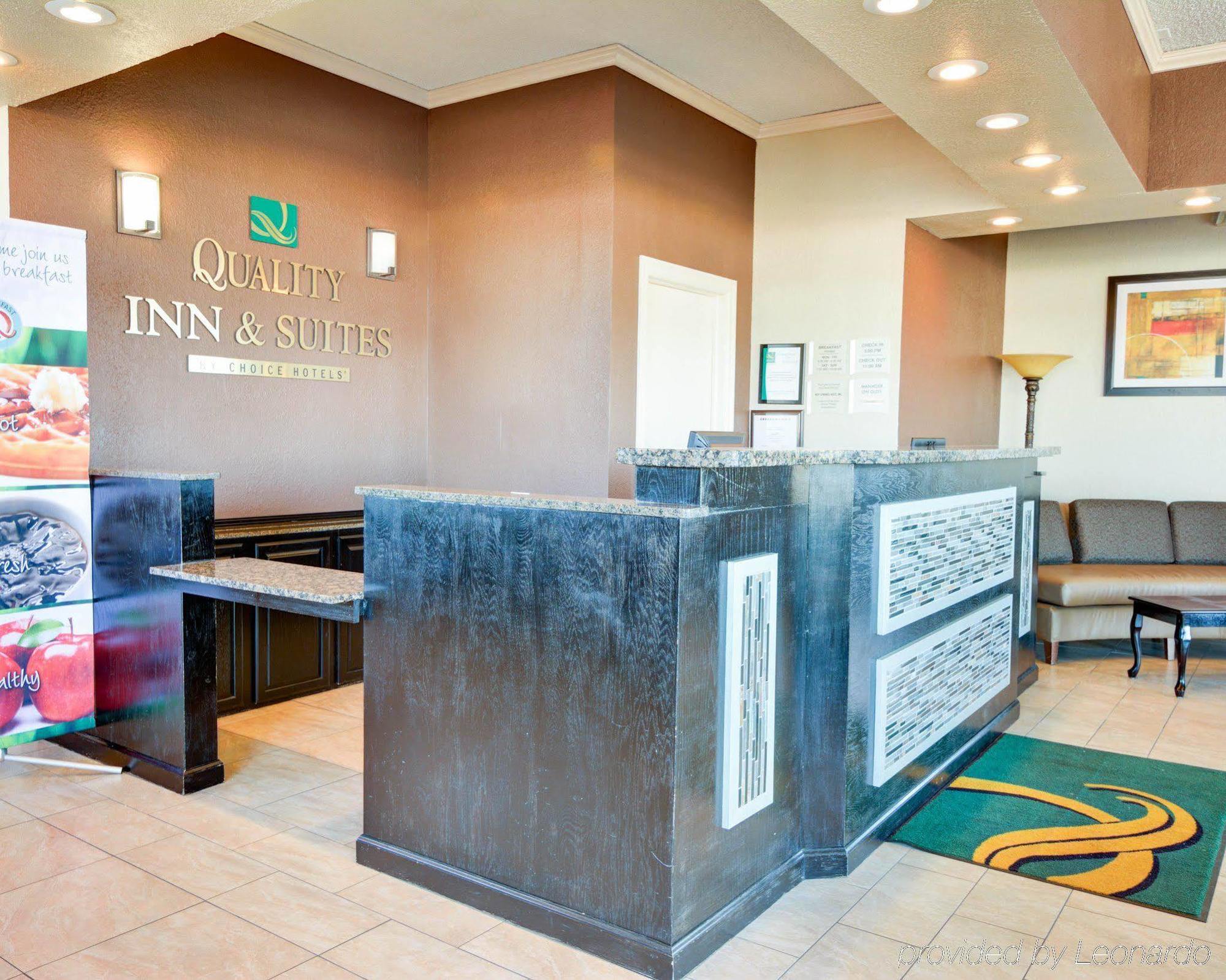 Quality Inn & Suites Hot Springs-Lake Hamilton Exterior photo